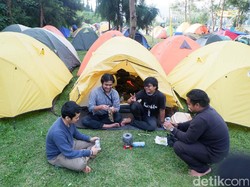 Melihat Serunya Penginapan di Camping Ground DCF