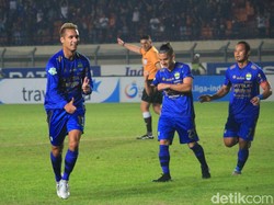 Kalahkan PS TNI, Persib Akhiri Puasa Kemenangan