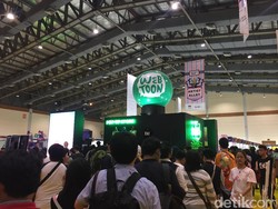 Ramai Pengunjung Mampir ke Booth LINE di Popcon Asia 2017