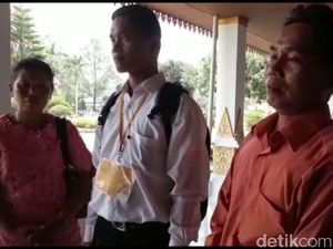 Cerita Tukang Tambal Ban di Riau yang Anaknya Jadi Bintara Polri