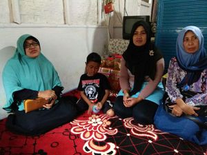Bocah Tanpa Alat Kelamin akan Kenakan Seragam Laki-laki Bocah Tanpa Alat Kelamin akan Kenakan Seragam Laki-laki