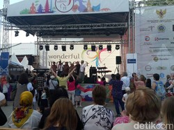 Krakatau Reunion Meriahkan Festival Indonesia ke-2 di Moskow