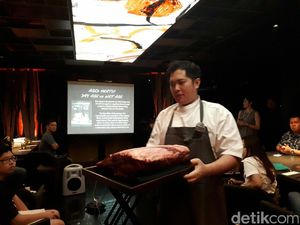 Ini Bedanya Wet Aging dan Dry Aging yang Bikin Steak Lebih Empuk Ini Bedanya Wet Aging dan Dry Aging yang Bikin Steak Lebih Empuk
