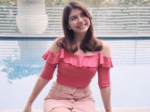 Tak Cuma Cantik, Cassandra Lee Ternyata Bisa Lihat Hantu