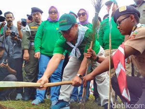 19 Ribu Pohon Mulai Ditanam Di Lereng Gunung Slamet Banyumas