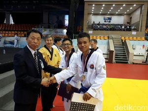 Mahasiswa UAJY Raih Medali Emas Kompetisi Taekwondo di Korsel Mahasiswa UAJY Raih Medali Emas Kompetisi Taekwondo di Korsel