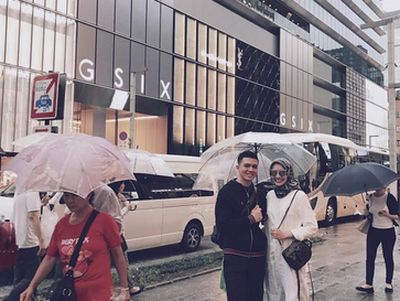 So Sweet! Intip Zaskia Sungkar Libur Berduaan ke Jepang Bareng Irwansyah