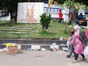 Sedih, Kemeriahan Dieng Culture Festival Menyisakan Tumpukan Sampah