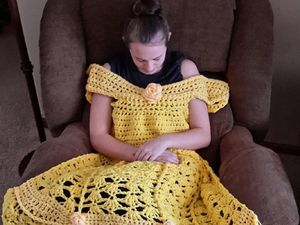 Pakai Selimut Ini Bikin Kamu Serasa Jadi Disney Princess