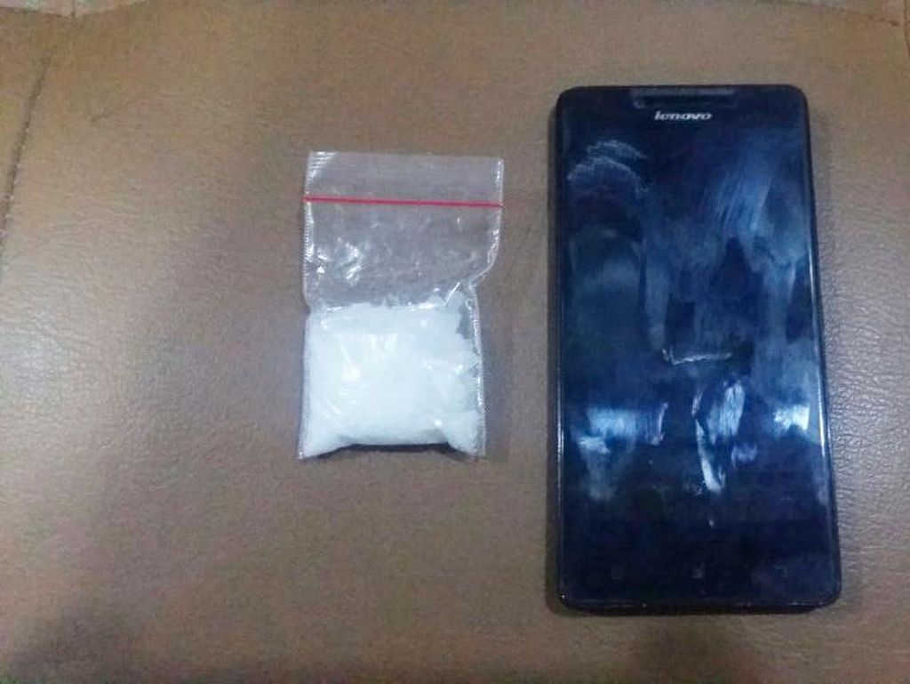 Razia Rutin, Polisi Sita 9,48 Gram Sabu di Senen Razia Rutin, Polisi Sita 9,48 Gram Sabu di Senen