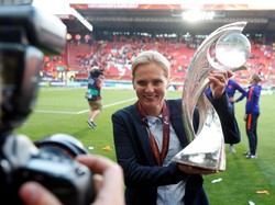 Wanita yang Jadi Kandidat Pelatih Timnas Inggris