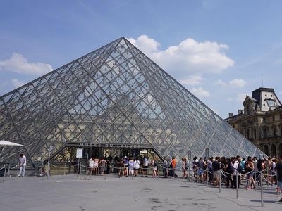 Foto: Walau Punya Waktu Singkat, Jalan-jalan ke Paris Tetap Seru