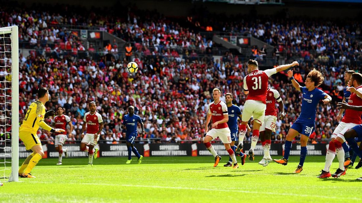 Sead Kolasinac mencetak gol balasan Arsenal. Foto: Dan Mullan/Getty Images