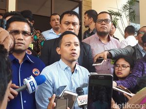 Acho Ditawari Mediasi Pihak Apartemen Asal Hapus Tulisan di Blog Acho Ditawari Mediasi Pihak Apartemen Asal Hapus Tulisan di Blog
