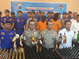 Miras yang Diamankan Polisi dari KM Dorolonda Tak Dilekati Cukai