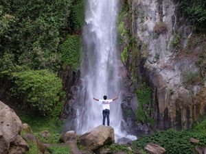 Sumpah Raja-raja di Air Terjun Janji Sumpah Raja-raja di Air Terjun Janji