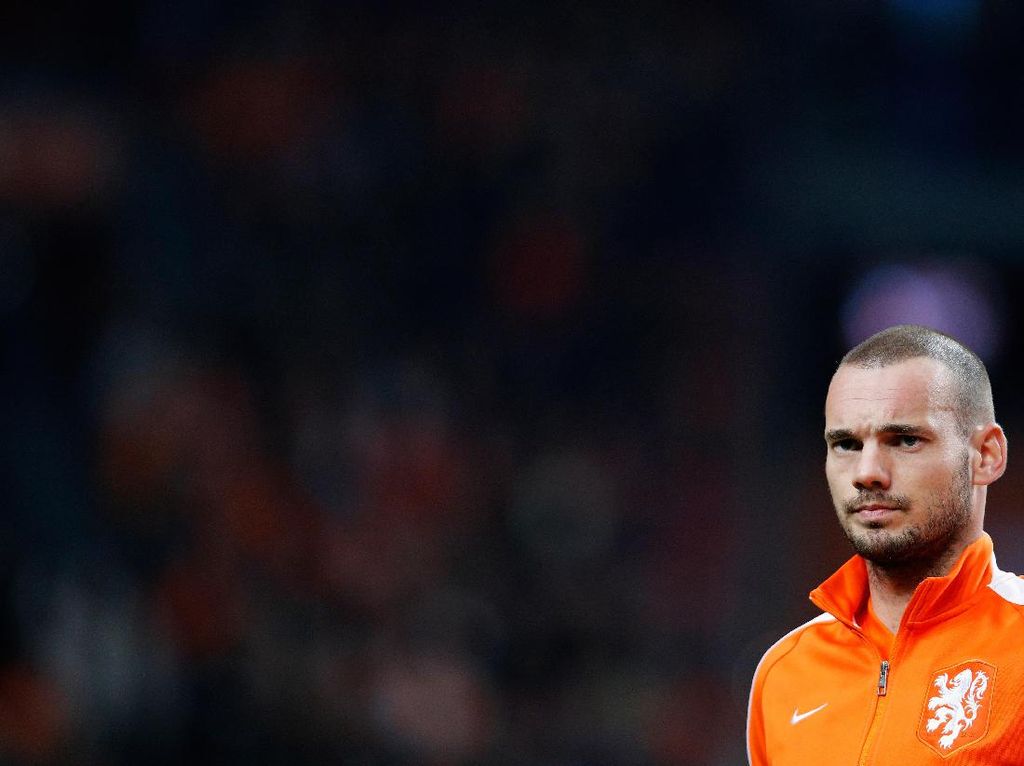 Sneijder di Ambang Gabung Nice Sneijder di Ambang Gabung Nice
