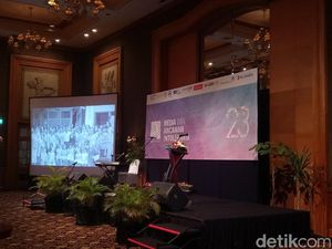 HUT ke-23, AJI Anugerahi Penghargaan ke Aktivis Kemanusiaan