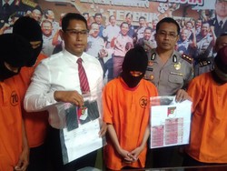 Polisi Kediri Amankan Empat Pelaku Prostitusi Online