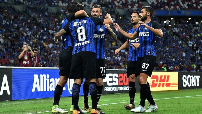 Inter Kalahkan Villarreal 3-1