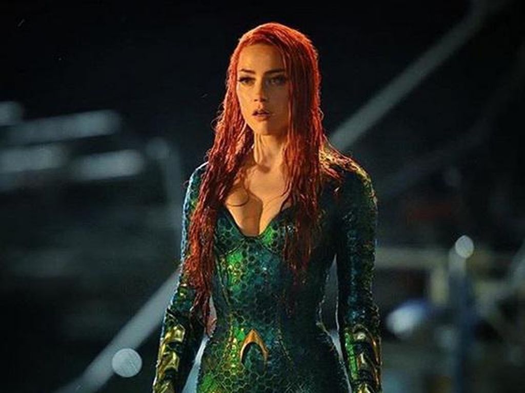 Amber Heard Pamer Olahraga, Siap Kembali untuk Aquaman 2