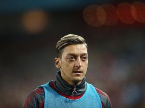 Hadapi Cologne, Arsenal Istirahatkan Oezil dan Ramsey