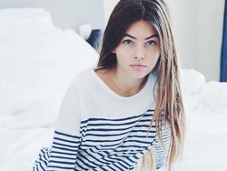 Gadis Tercantik Sedunia Eksis di London Fashion Week