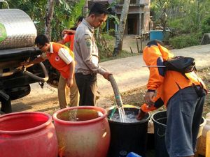BPBD Trenggalek Kembali Salurkan Air Bersih ke Daerah Kekeringan