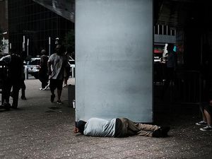 5 Daerah yang Paling Banyak Orang Miskin di Jawa Tengah 5 Daerah yang Paling Banyak Orang Miskin di Jawa Tengah