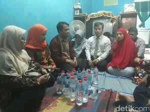Beri Rasa Aman, Polisi Jaga Rumah Terduga Pencuri Ampli di Bekasi Beri Rasa Aman, Polisi Jaga Rumah Terduga Pencuri Ampli di Bekasi