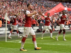 Walcott: Kolasinac Benar-Benar Buas