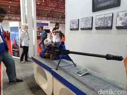 Penampakan Senjata Made In Bandung yang Bisa Tembus Baja