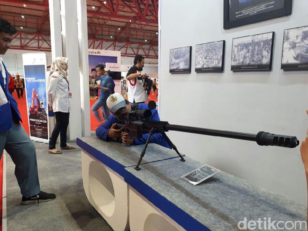 Penampakan Senjata Made In Bandung yang Bisa Tembus Baja Penampakan Senjata Made In Bandung yang Bisa Tembus Baja