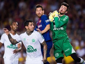 Laga Emosional Barcelona vs Chapecoense di Camp Nou Laga Emosional Barcelona vs Chapecoense di Camp Nou