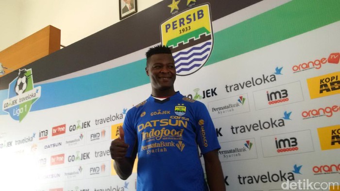 Ada Essien, Alasan Ezechiel Gabung Persib