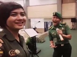TNI AD Puji Duet Prajuritnya yang Nyanyi dengan Suara Melengking