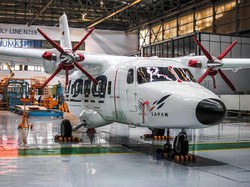 Pilot Wanita Pimpin Uji Terbang N219