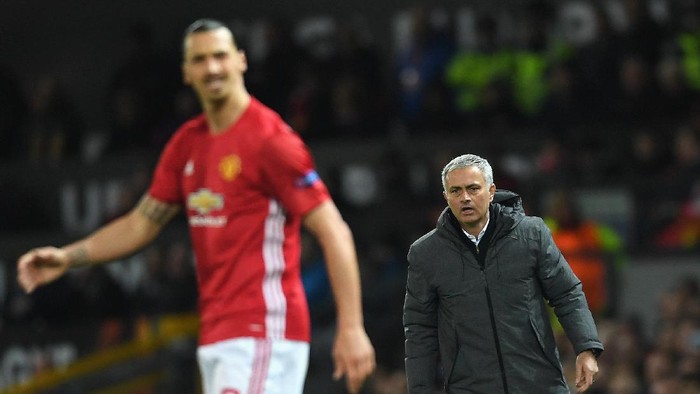 Mourinho Sebut Ibrahimovic Akan Comeback di Januari