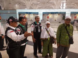 Gelombang Pertama Jemaah Haji Khusus Mulai Masuki Madinah Gelombang Pertama Jemaah Haji Khusus Mulai Masuki Madinah