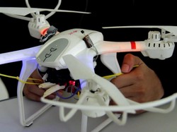 Mahasiswa di Aceh ini Sulap Drone Jadi Robot Pemantau Kebakaran