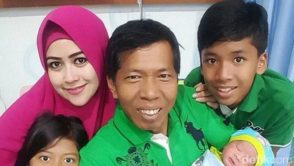 Lucunya Baby Al, Anak ke-7 Kiwil dari Rahim Istri Muda