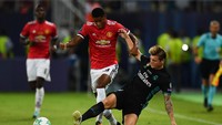 Setelah skor tak berubah di babak pertama, MU mulai bangkit di babak kedua. Setan Merah lebih agresif menekan dan merepotkan pertahanan Madrid. (Foto: Getty Images Sport)