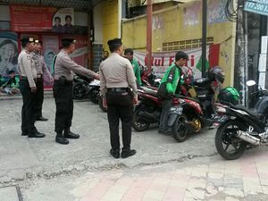Polisi: Ojek dan Angkot di Jl Margonda Depok Seperti Laba-laba Polisi: Ojek dan Angkot di Jl Margonda Depok Seperti Laba-laba