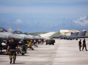 Serangan Bom Hantam Pangkalan Militer Irak, 1 Tentara Tewas dan 8 Luka Serangan Bom Hantam Pangkalan Militer Irak, 1 Tentara Tewas dan 8 Luka