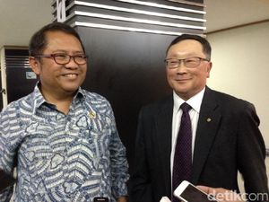 Indonesia Lirik Aplikasi Keamanan BlackBerry