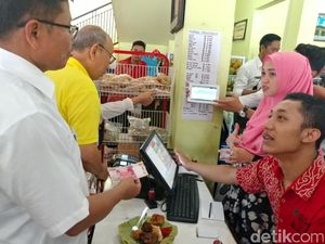 14 Restoran di Cirebon Dipasangi Mesin Pajak Otomatis