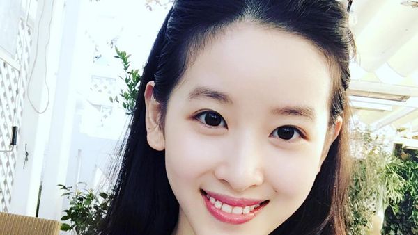 Foto: Ini Wanita Cantik Miliarder Termuda di China yang Bikin Pria Kagum