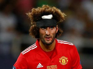 Di Satu Laga, Fellaini Punya Dua Momen yang Jadi Meme