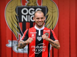 Cuma Sebentar di Nice, Sneijder Pindah ke Qatar
