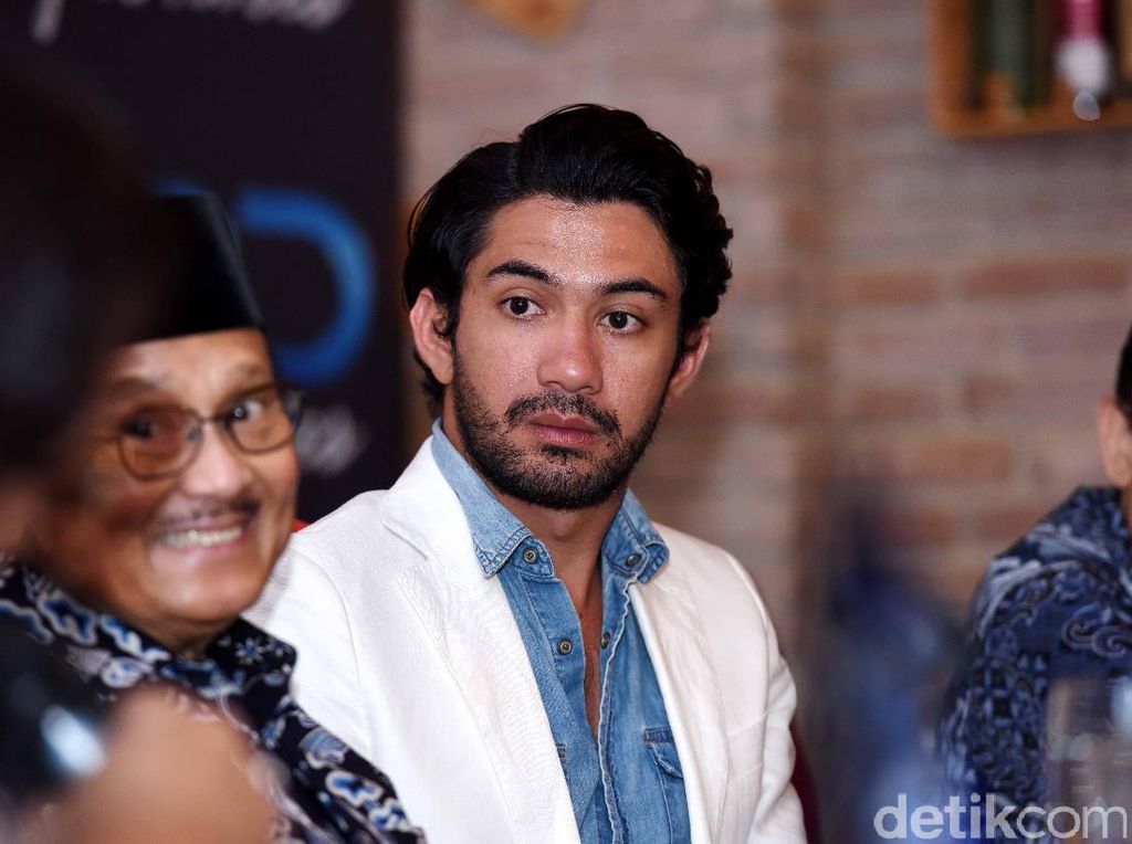 Main Film, Reza Rahadian Tak Pernah Targetkan Penghargaan Main Film, Reza Rahadian Tak Pernah Targetkan Penghargaan